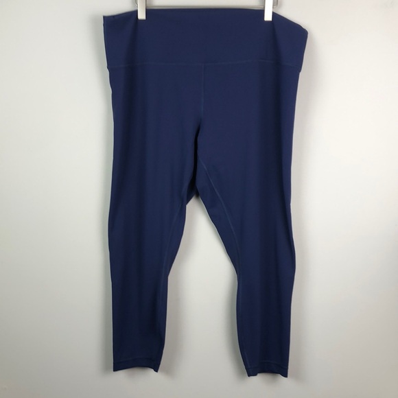Lululemon High Waisted‎ Cropped Leggings Plus Sized - Picture 7 of 7